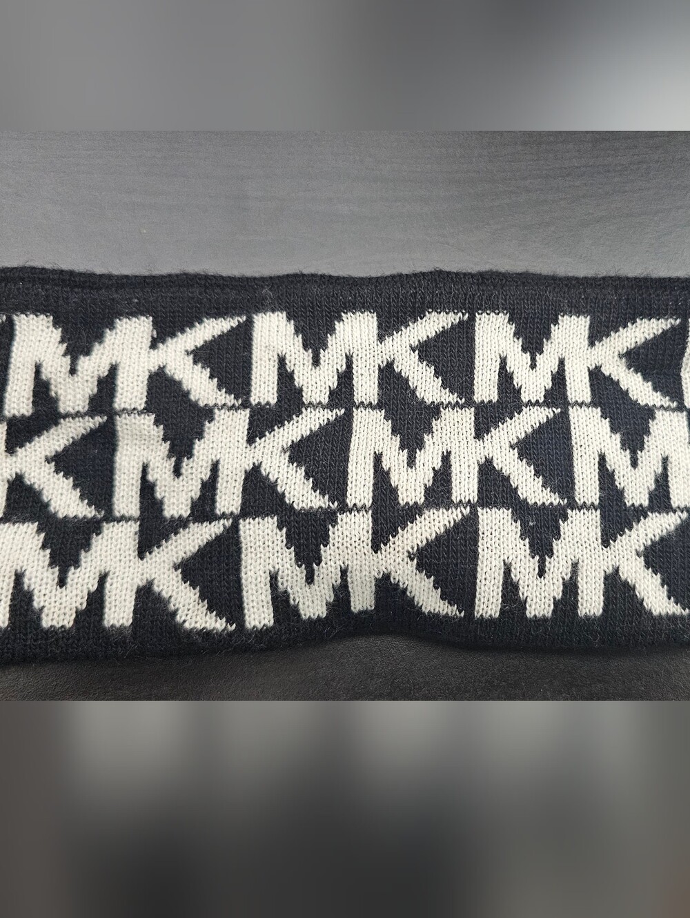 NWOT: Michael Kors Black & White MK Logo Knit Headband